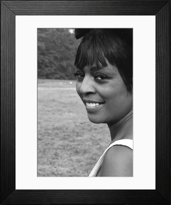 Framed Print : Photo of Lorraine Ellison Framed Print : Photo of Lorraine Ellison