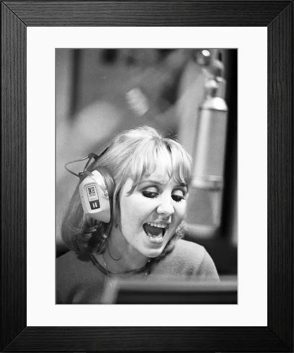 Framed Print : Photo of Lulu