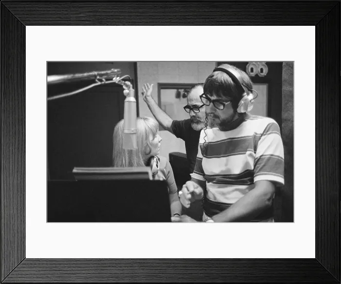 Framed Print : Lulu photo shoot at Muscle Shoals Sound Studios Framed Print : Lulu photo shoot at Muscle Shoals Sound Studios