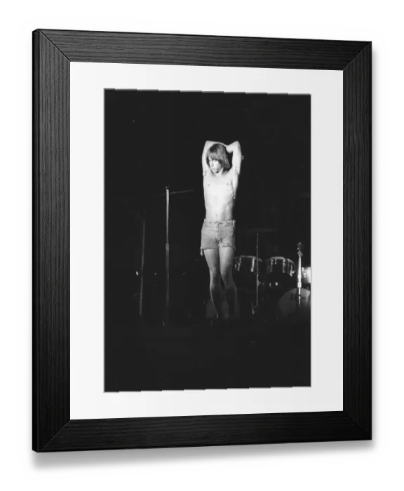 Framed Print : Photo of Iggy Pop Framed Print : Photo of Iggy Pop