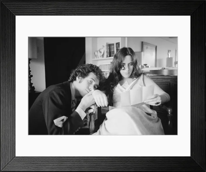 Framed Print : Laura Nyro & David Geffen Pals Framed Print : Laura Nyro & David Geffen Pals