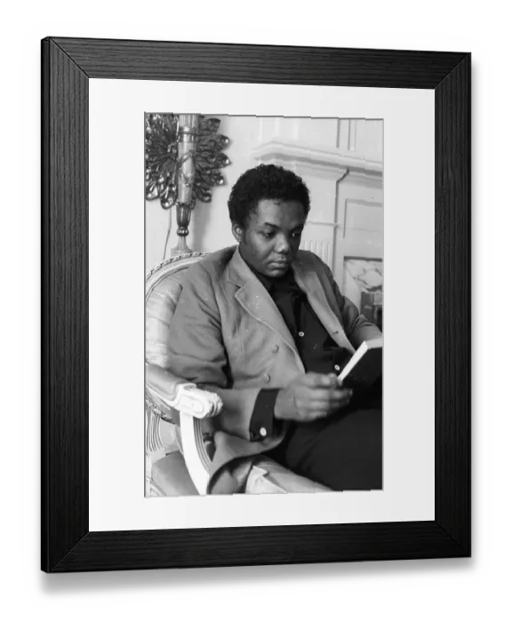 Framed Print : Photo of Lamont Dozier Framed Print : Photo of Lamont Dozier