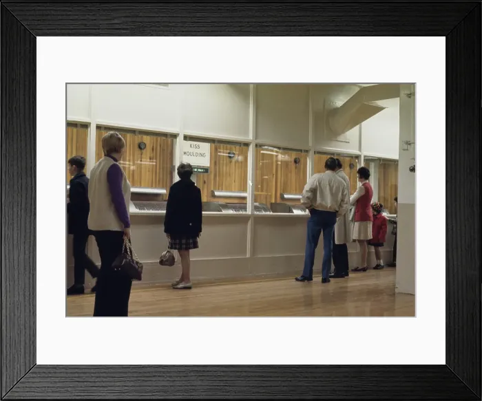Framed Print : Kiss Moulding Framed Print : Kiss Moulding