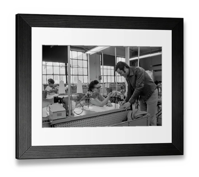 Framed Print : Tony Curtis Visits The Tom James Company Factory, Perth Amboy, New Jersey Framed Print : Tony Curtis Visits The Tom James Company Factory, Perth Amboy, New Jersey