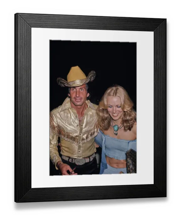 Framed Print : George Hamilton & Alana Collins Framed Print : George Hamilton & Alana Collins