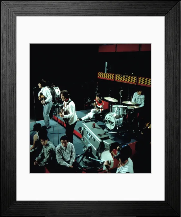 Framed Print : Photo of Kinks Framed Print : Photo of Kinks
