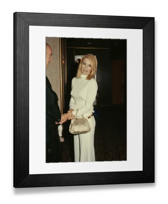 Framed Print : Angie Dickinson Framed Print : Angie Dickinson