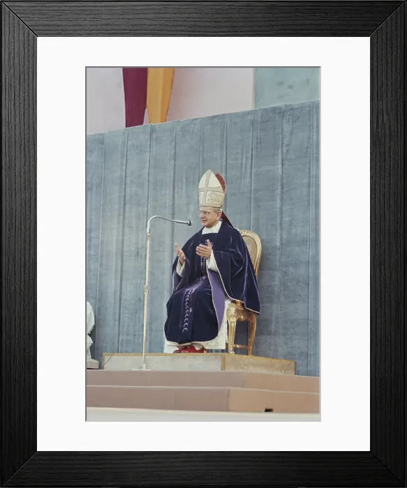 Framed Print : Pope Paul VI Framed Print : Pope Paul VI