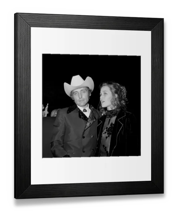 Framed Print : Dennis Hopper At The Oscars Framed Print : Dennis Hopper At The Oscars