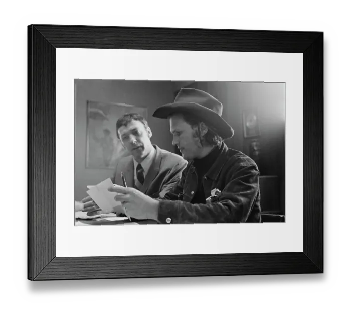 Framed Print : Fred Foster & Kris Kristofferson Framed Print : Fred Foster & Kris Kristofferson