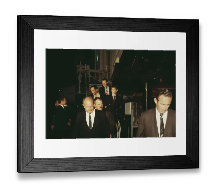 Framed Print : Tex Watson arrives at LAX Framed Print : Tex Watson arrives at LAX