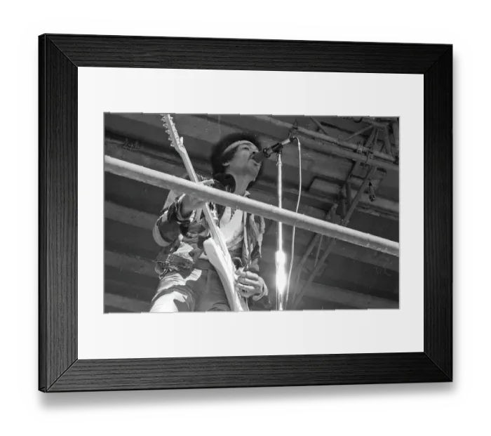 Framed Print : Jimi Hendrix Plays His Last Concert Framed Print : Jimi Hendrix Plays His Last Concert