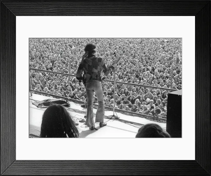 Framed Print : Jimi Hendrix Plays His Last Concert Framed Print : Jimi Hendrix Plays His Last Concert