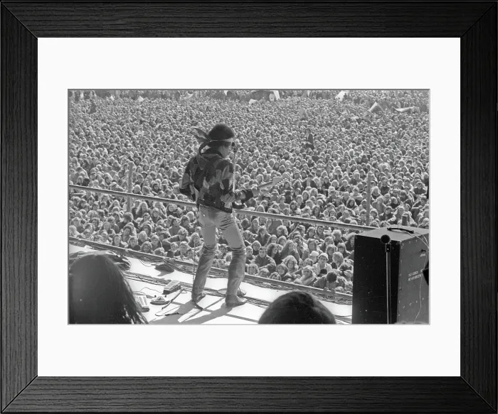 Framed Print : Jimi Hendrix Plays His Last Concert Framed Print : Jimi Hendrix Plays His Last Concert