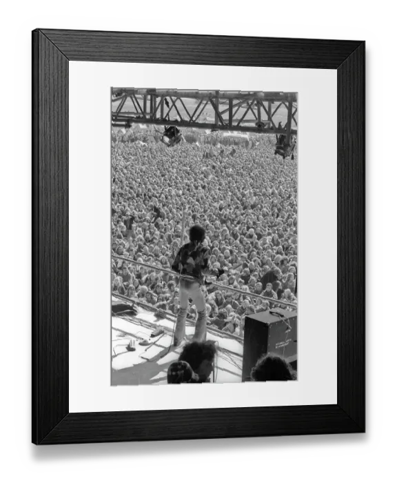 Framed Print : Jimi Hendrix Plays His Last Concert Framed Print : Jimi Hendrix Plays His Last Concert