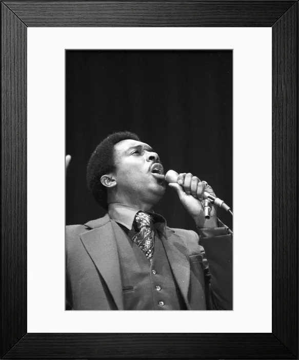 Framed Print : Jessy Dixon Performing Framed Print : Jessy Dixon Performing