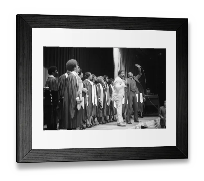 Framed Print : Jessy Dixon Performing Framed Print : Jessy Dixon Performing