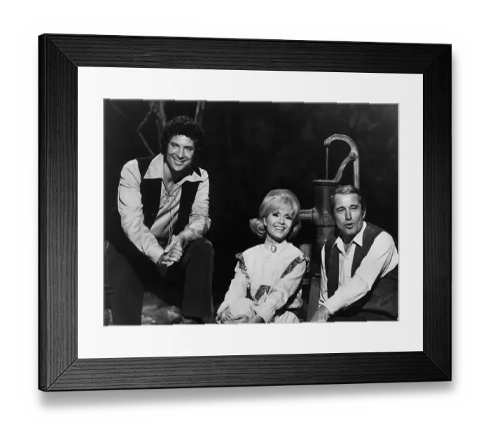 Framed Print : Tom Jones. LOS ANGELES - NOVEMBER 6: Welsh singer Tom Jones singer / actress Debbie Reynolds Framed Print : Tom Jones. LOS ANGELES - NOVEMBER 6: Welsh singer Tom Jones singer / actress Debbie Reynolds