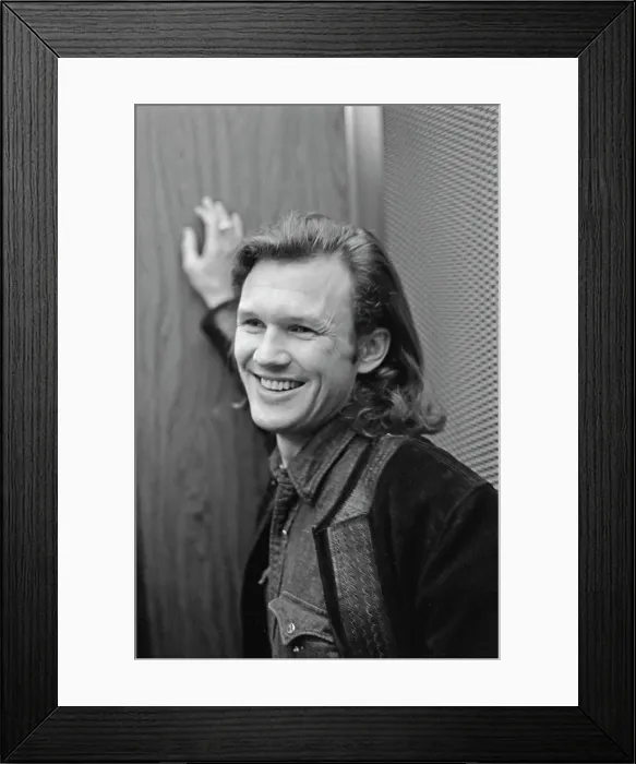 Framed Print : Kris Kristofferson, American Singer-Songwriter & Actor Framed Print : Kris Kristofferson, American Singer-Songwriter & Actor