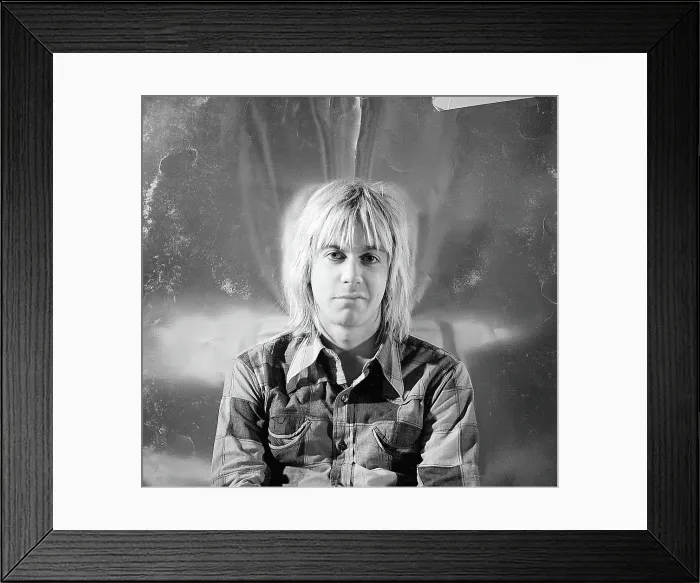 Framed Print : Iggy Pop Portrait Framed Print : Iggy Pop Portrait