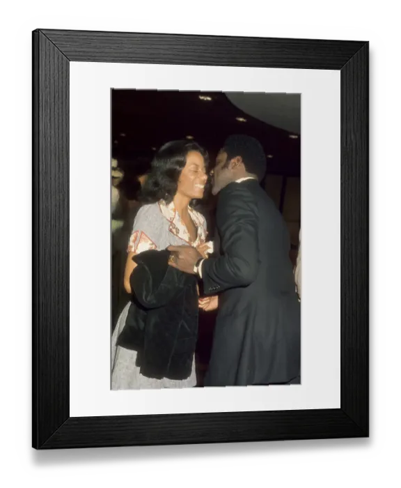 Framed Print : Richard Roundtree At An Event Framed Print : Richard Roundtree At An Event