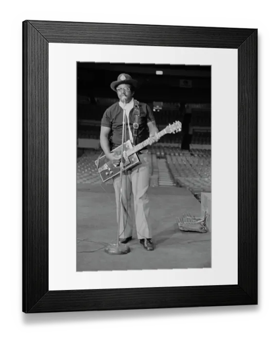 Framed Print : Bo Diddley Framed Print : Bo Diddley