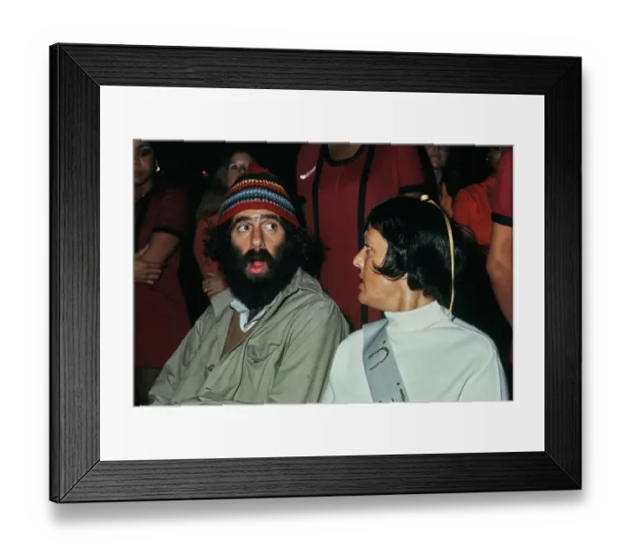 Framed Print : Elliott Gould and Keely Smith