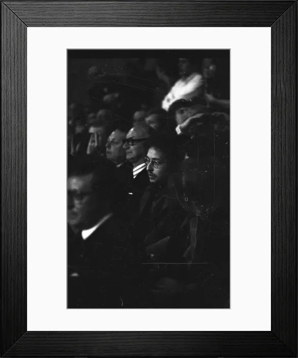 Framed Print : Bob Dylan At A Show Framed Print : Bob Dylan At A Show