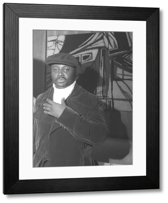 Framed Print : Photo of Donny Hathaway Framed Print : Photo of Donny Hathaway