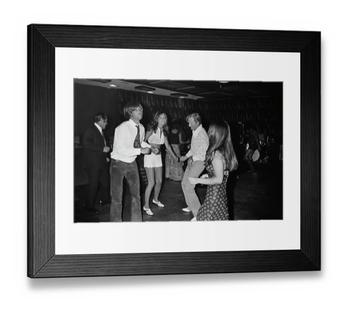 Framed Print : La Costa Annual Celebrity Tennis Tournament Party, 1971 Framed Print : La Costa Annual Celebrity Tennis Tournament Party, 1971