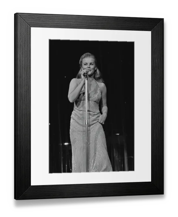 Framed Print : Ann-Margaret in Vegas Framed Print : Ann-Margaret in Vegas