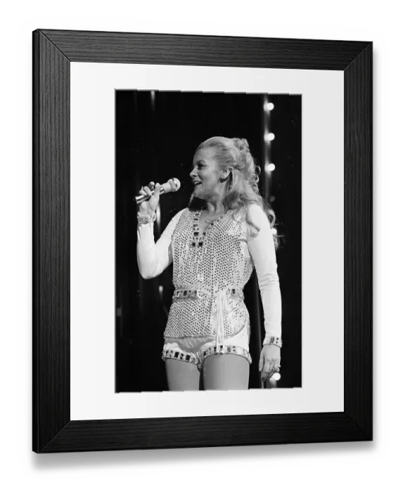 Framed Print : Photo of Ann-Margaret Framed Print : Photo of Ann-Margaret