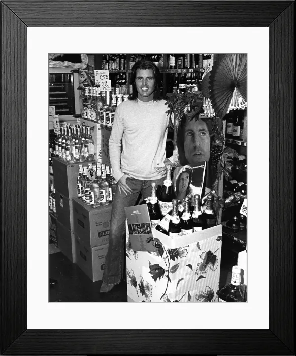 Framed Print : Rudy The Fifth Album Launch At A Liquor Store Framed Print : Rudy The Fifth Album Launch At A Liquor Store