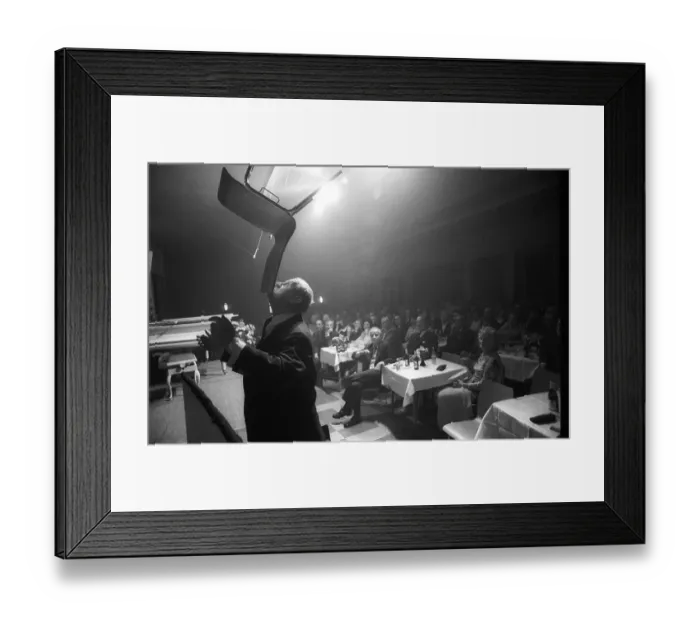 Framed Print : Gert Fröbe In Perfornce Framed Print : Gert Fröbe In Perfornce