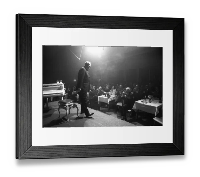 Framed Print : Gert Fröbe In Perfornce Framed Print : Gert Fröbe In Perfornce