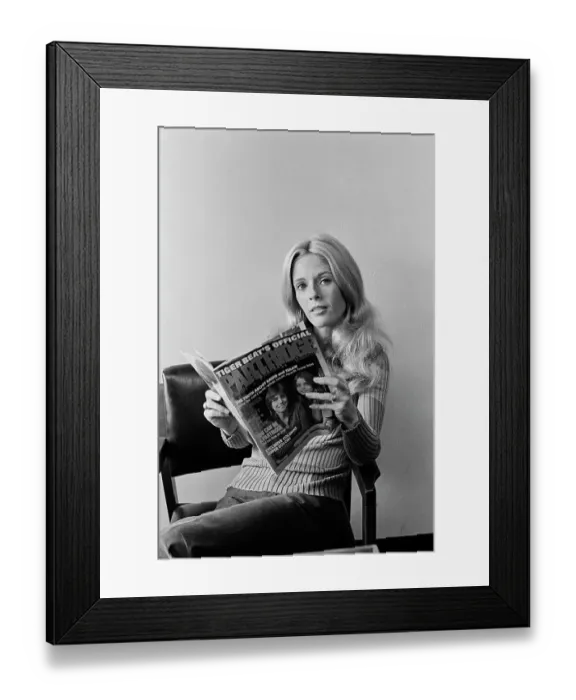 Framed Print : Kim Carnes, American Singer & Songwriter Framed Print : Kim Carnes, American Singer & Songwriter