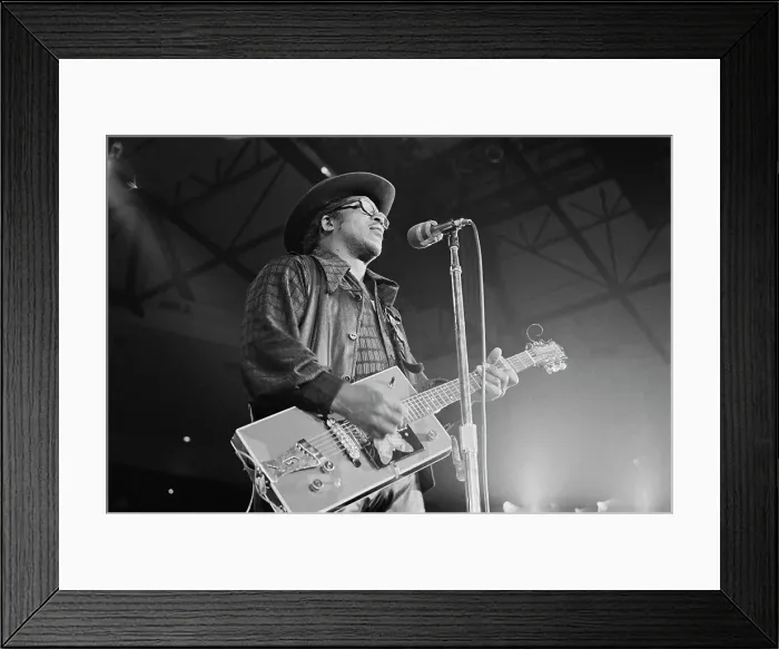 Framed Print : Bo Diddley Framed Print : Bo Diddley