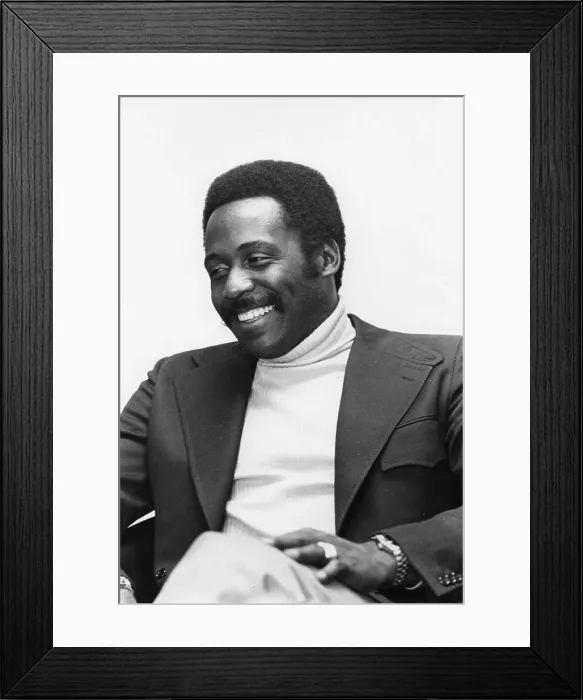Framed Print : Richard Roundtree Portrait Session Framed Print : Richard Roundtree Portrait Session