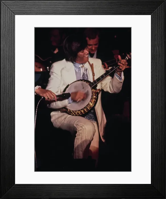 Framed Print : Wayne Newton Plays The Frontier On The Las Vegas Strip Framed Print : Wayne Newton Plays The Frontier On The Las Vegas Strip