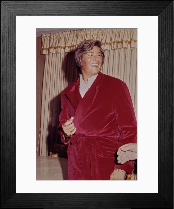 Framed Print : Wayne Newton At The Frontier On The Strip Framed Print : Wayne Newton At The Frontier On The Strip