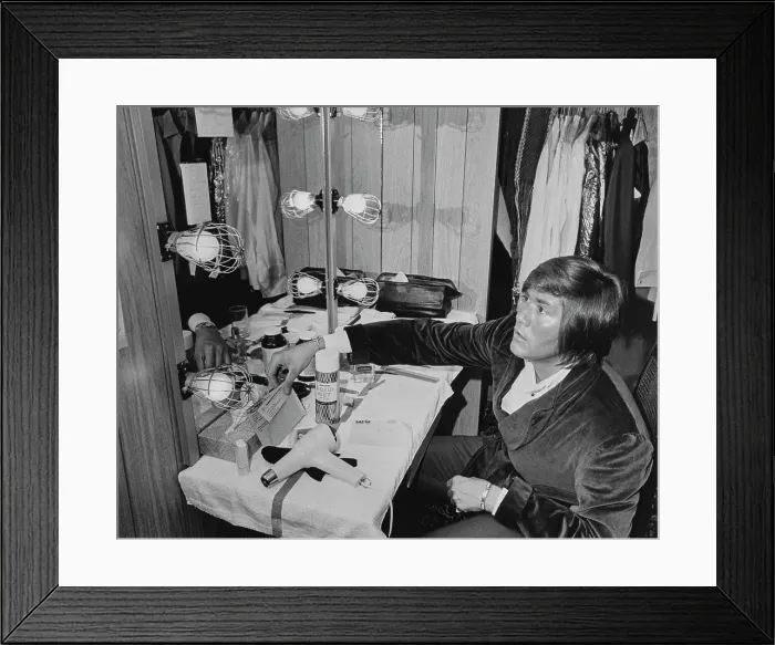 Framed Print : Wayne Newton, American Singer & Actor Framed Print : Wayne Newton, American Singer & Actor