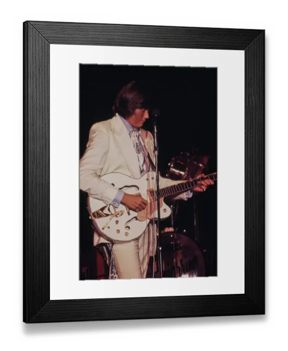 Framed Print : Wayne Newton Plays The Frontier On The Las Vegas Strip Framed Print : Wayne Newton Plays The Frontier On The Las Vegas Strip