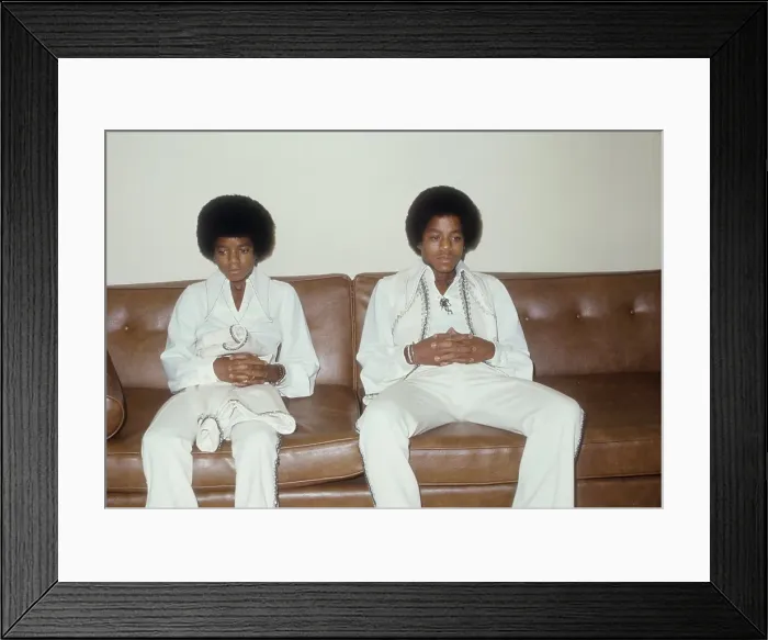 Framed Print : Michael And Marlon Backstage Framed Print : Michael And Marlon Backstage