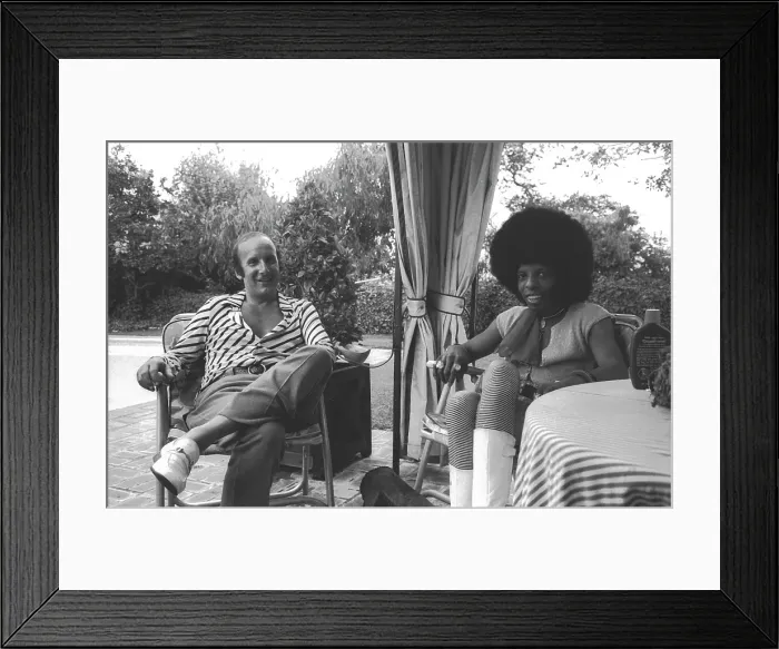 Framed Print : Sly Stone And Clive Davis Portrait Session Framed Print : Sly Stone And Clive Davis Portrait Session