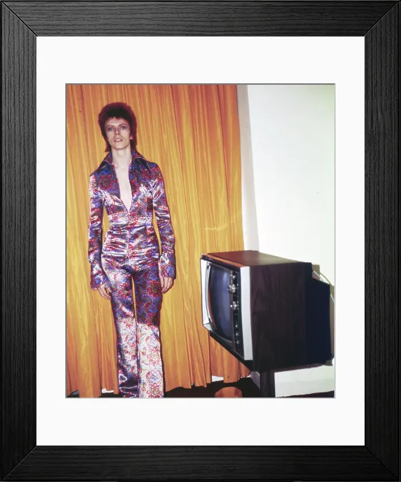 Framed Print : Bowie As Ziggy Stardust In NY Framed Print : Bowie As Ziggy Stardust In NY