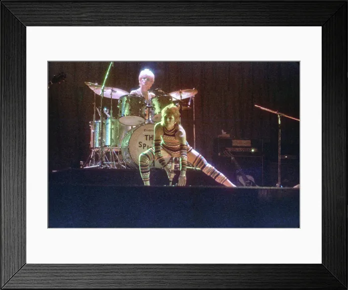 Framed Print : Ziggy Stardust Era Bowie In LA Framed Print : Ziggy Stardust Era Bowie In LA