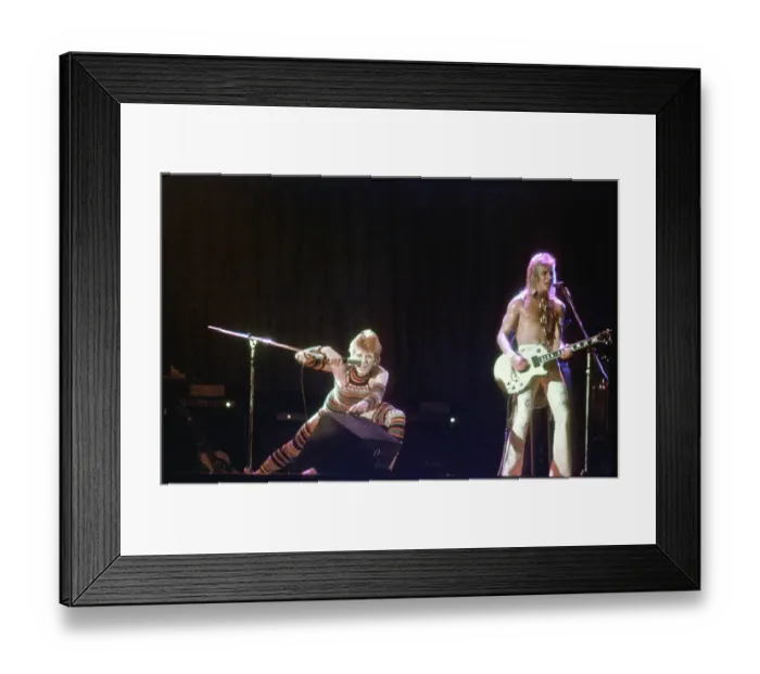 Framed Print : Ziggy Stardust Era Bowie In LA Framed Print : Ziggy Stardust Era Bowie In LA