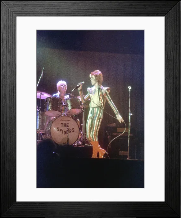 Framed Print : Ziggy Stardust Era Bowie In LA Framed Print : Ziggy Stardust Era Bowie In LA