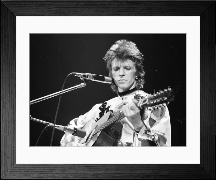 Framed Print : Ziggy Stardust Era Bowie In LA Framed Print : Ziggy Stardust Era Bowie In LA