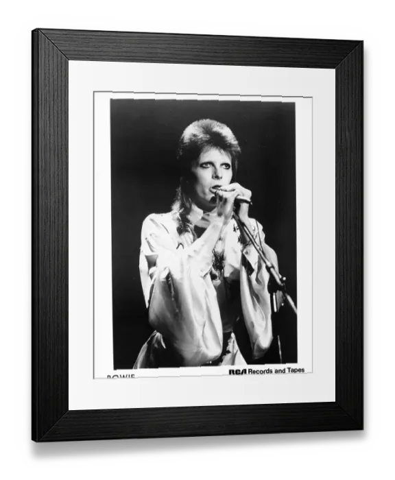 Framed Print : Photo of David Bowie Framed Print : Photo of David Bowie